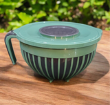 Maxware 1800ml 2 in 1 Plastic Beating Mixer & Drain Bowl Jug Double-Lid ( Random Colors )