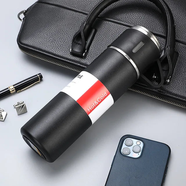 Stainless Steel 500ml Hot & Cool Water Bottle With 2-Cups ( Random Colors Will Be Sent )