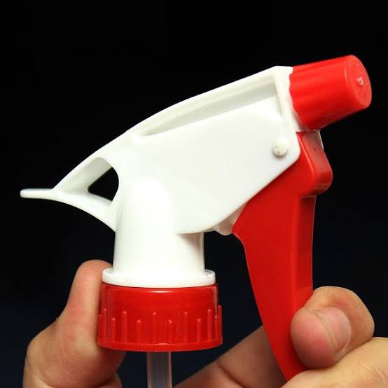 Plastic Spray Shower Head Nozzle Replacement ( Random Colors Will Be Sent )