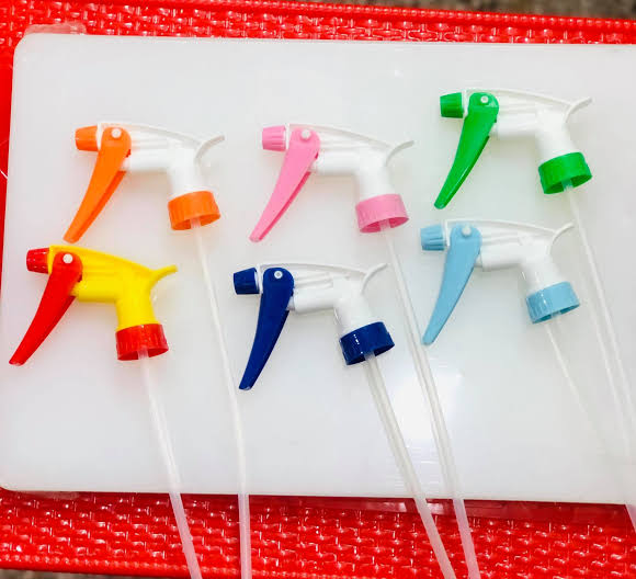 Plastic Spray Shower Head Nozzle Replacement ( Random Colors Will Be Sent )
