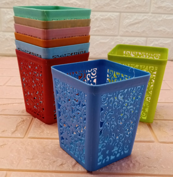 Areesha Small-Size Plastic Storage Basket ( Random Colors Will Be Sent )