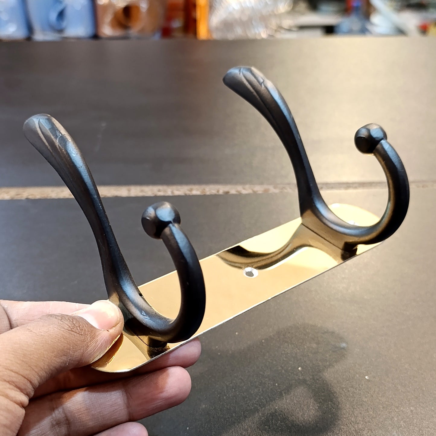 Stainless steel 2-Hook Hanging Golden Wall-Mount Screw Rail Hanger