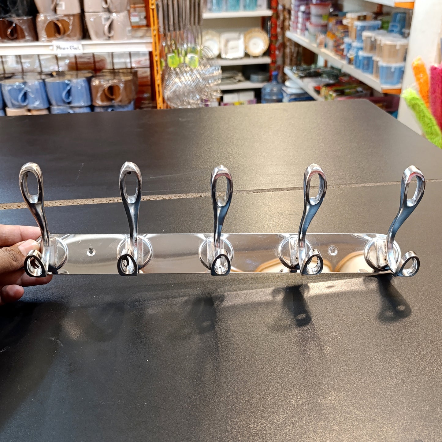 Stainless steel 5-Hook Hanging Silver Wall-Mount Screw Rail Hanger