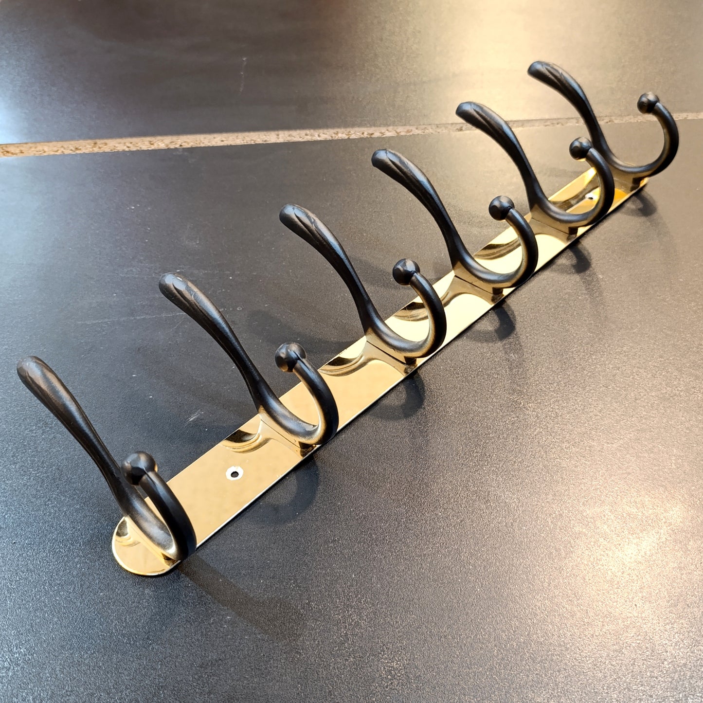 Stainless steel 6-Hook Hanging Golden Wall-Mount Screw Rail Hanger