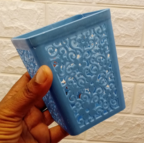 Areesha Small-Size Plastic Storage Basket ( Random Colors Will Be Sent )