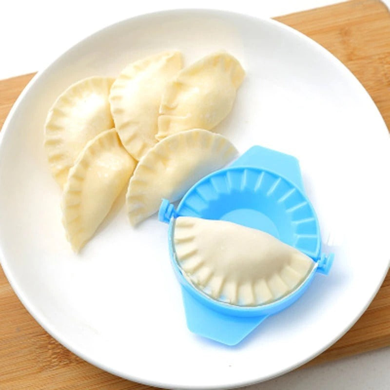 3pcs Multi-Color Plastic Dumpling / Samosa Making Mold