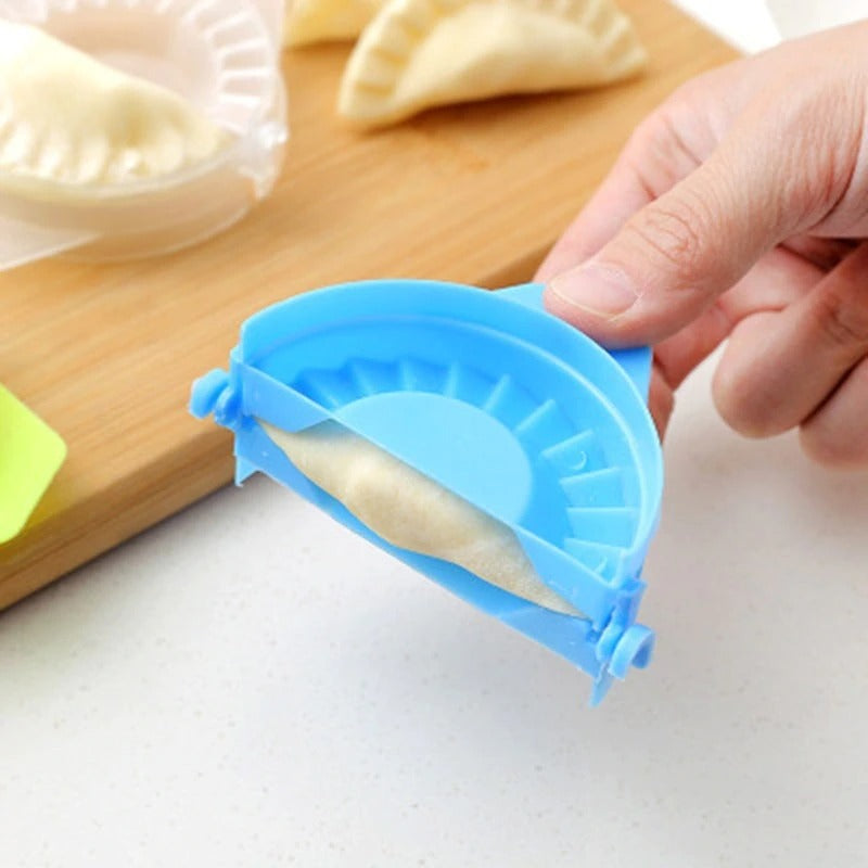 3pcs Multi-Color Plastic Dumpling / Samosa Making Mold