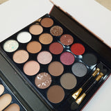 Lareen Blossom Palette With Eye-Shadow, Highlighter, Blusher, Concealer, Eyebrow Powder