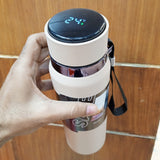 Temperature Display Stainless Steel 800ml Water Bottle Hot & Cool ( Random Colors Will Be Sent )