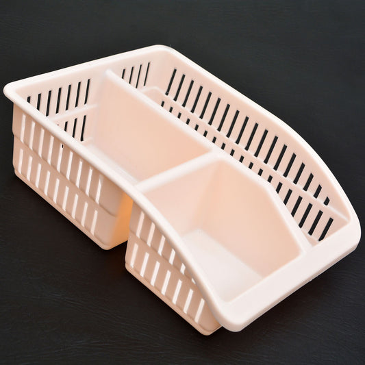(Maxware Medium-Size 3-Portion Storage Fridge & Multi-Purpose Basket. ( Random Colors )