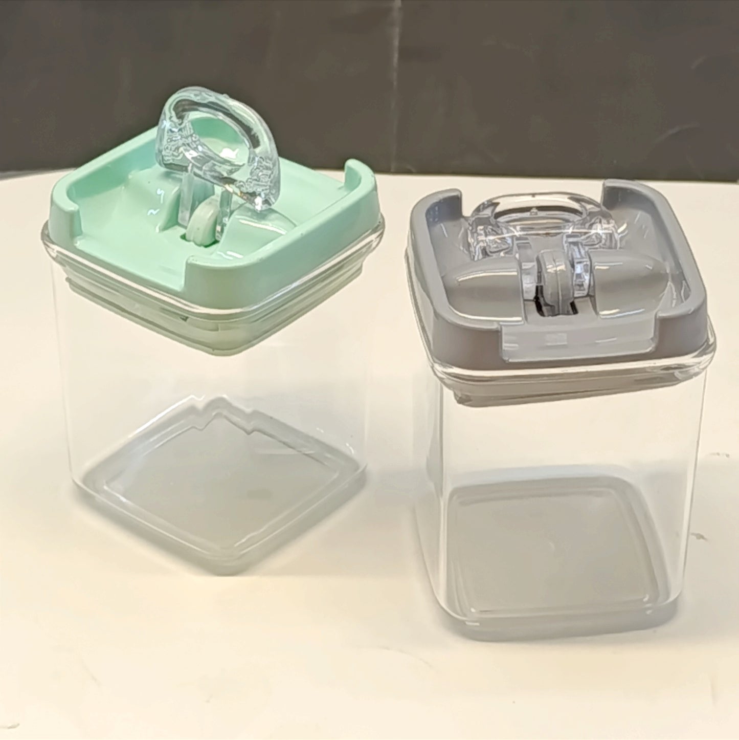 Crystal Airtight 270ml Food Storage Container (Multiple Colours Will be Sent)