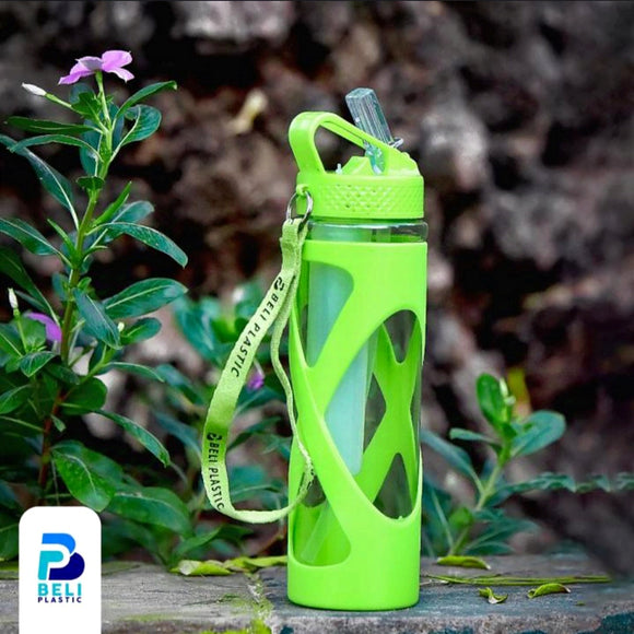 Beli Bubble Traveling Cover 700ml Transparent Plastic Water Bottle (Random Colours Will be Sent)