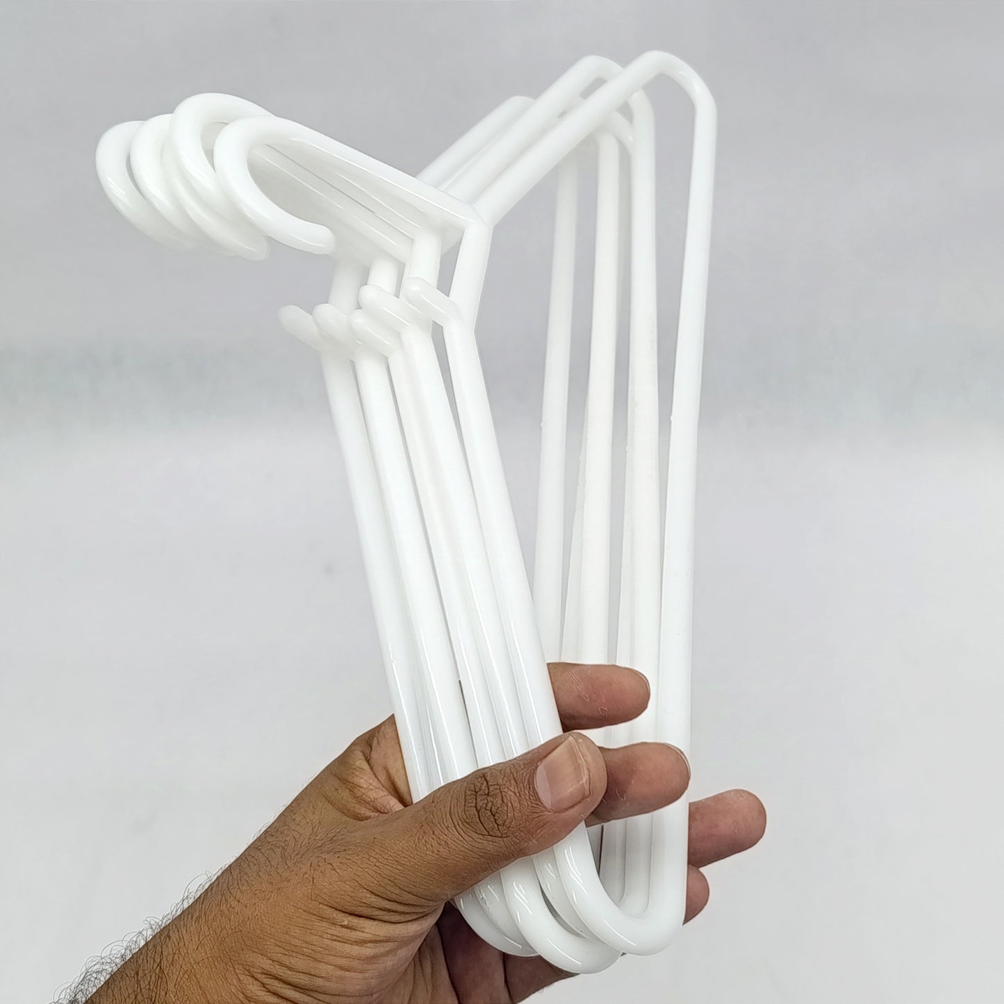 Fashion Pack Of 6pcs Plastic Large Size Cloth Hangers ( Random Colors Will be sent)