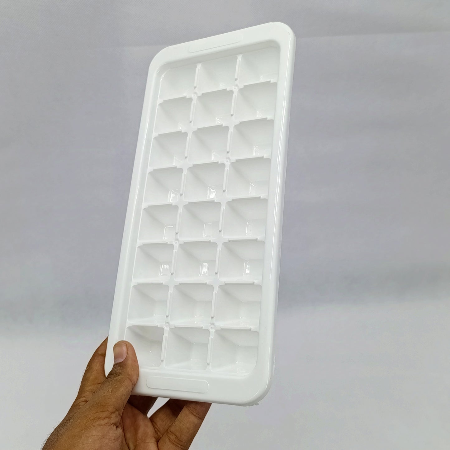 Maxware 24-Grid Plastic Ice Cube Mould Tray