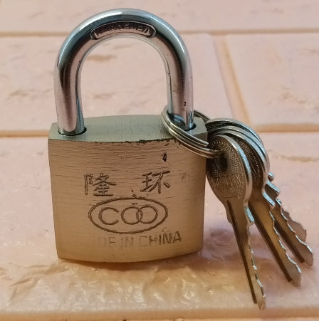 Longhuan Metal 38mm Medium-Size Lock With ( 4-Keys )