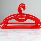New Design Pack Of 6pcs Plastic Large Size Cloth Hangers ( Random Colors Will be Sent)