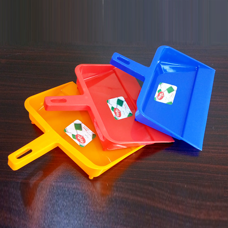 Moosi Plastic Dust-Pan Picker ( Random Colors Will Be Sent) – Denz.pk