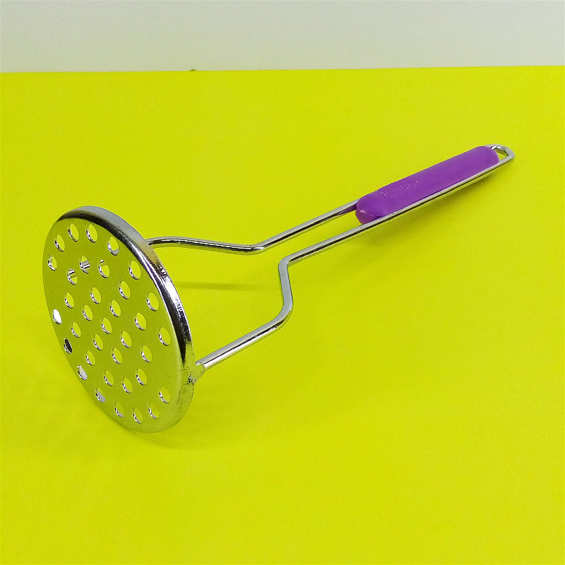 Metal Vegetables & Potatoes Masher ( Random Colors )