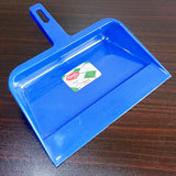 Moosi Plastic Dust-Pan Picker ( Random Colors Will Be Sent)