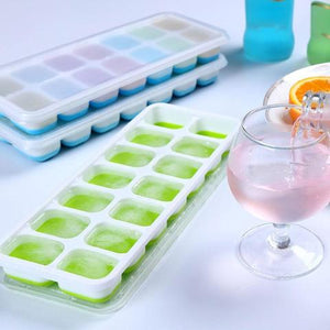 Bingmo 14-Grid Ice Cube Mould With Silicone Bottom Grip & Cover ( Random Colors )